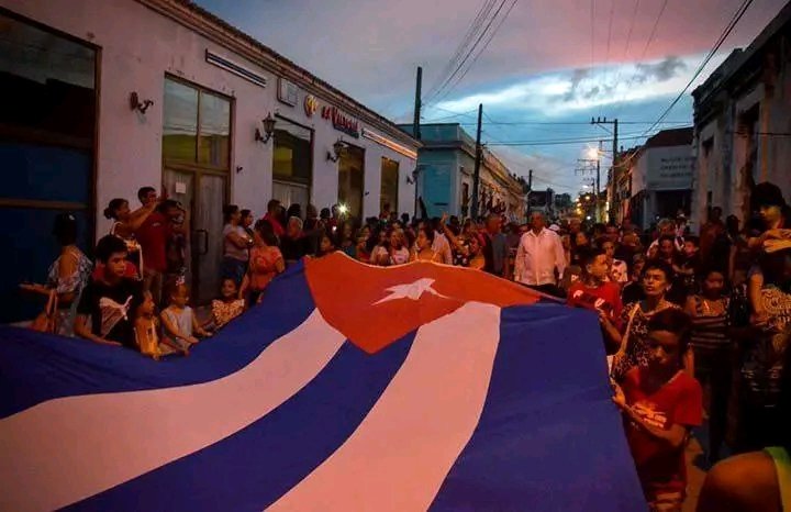 Dra_SandraR's tweet photo. @BrunoRguezP denunció hoy en su cuenta en X que el secretario de Estado estadounidense insiste en la torpe mentira de que la Isla constituye una amenaza para la seguridad nacional de Estados Unidos.
#CubaEstáFirme https://t.co/BPYxKJbmg3