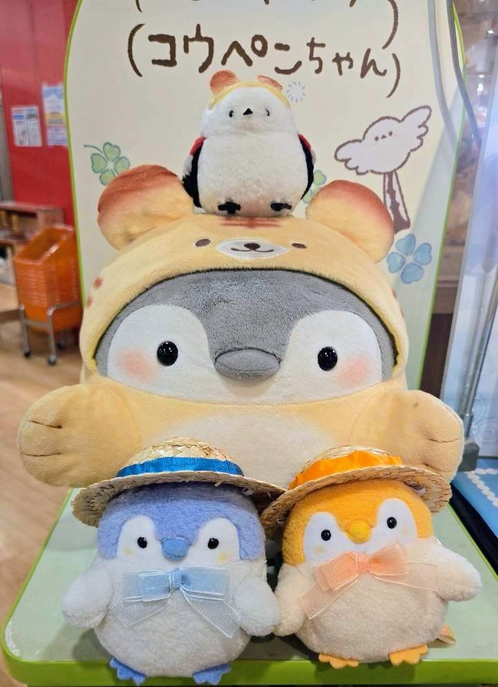 sumikkoupenchan's tweet photo. 先日の大阪の思い出📸✨
久しぶりに阪急電車に乗れてうれしかったね🐧🐧🍀︎
美味しいものたくさんたびたなぁ😋

#コウペンちゃん https://t.co/dQviKKO50O