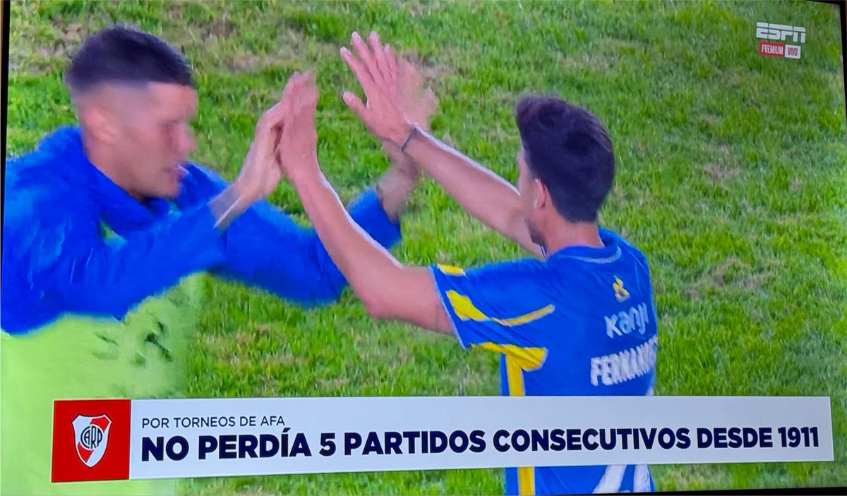 BenjaZambrana's tweet photo. Seas del club que seas, ver esto es hermoso. Corta.

Que empiece la pasarela de técnicos nomas 🔝 https://t.co/c7Yl7orbN2