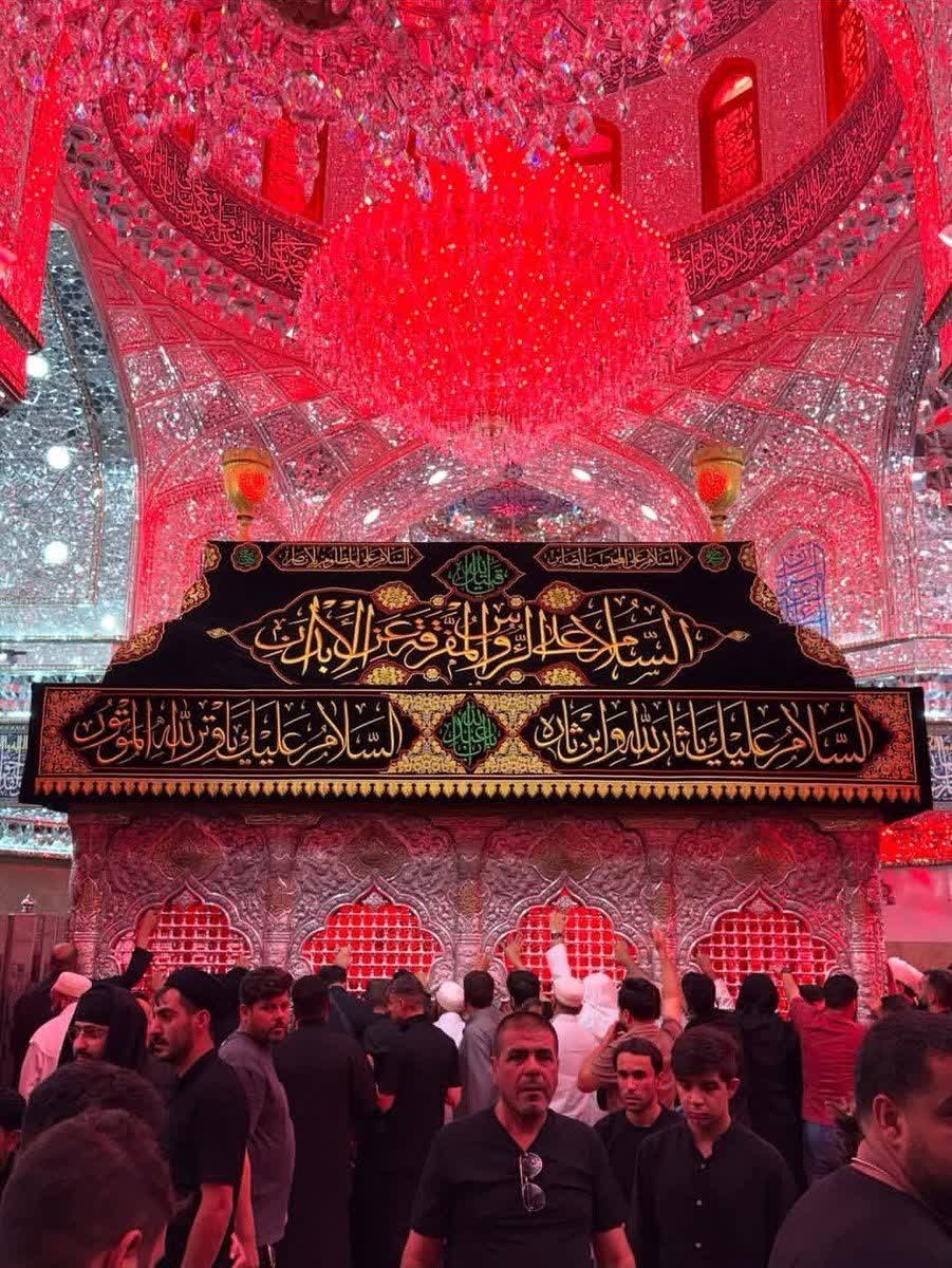 SamaNahid75182's tweet photo. #روایت_مقاومت یعنی اربعین،یعنی وحدت
و دشمن از همین شکوه وحدت میترسد.
#یا_لثارات_الحسین https://t.co/69CXlPh9Uz