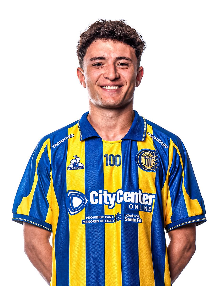 dataref_ar's tweet photo. 🟡🔵 IGNACIO OVANDO (19 años) ganó 5/6 duelos individuales en el suelo, completó 8 despejes y sumó 15 acciones defensivas exitosas en la victoria 1-0 de Rosario Central ante River Plate.

🔥 Fue FUNDAMENTAL para evitar al empate del Millonario en el arranque del segundo tiempo.

🌐 Todos los registros estadísticos EN VIVO están en https://t.co/hmQtYejtAi