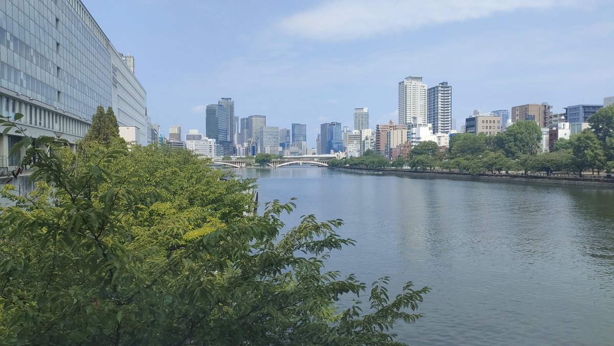 N2Mist's tweet photo. 今朝の天満橋 https://t.co/3kfn2EHlwo