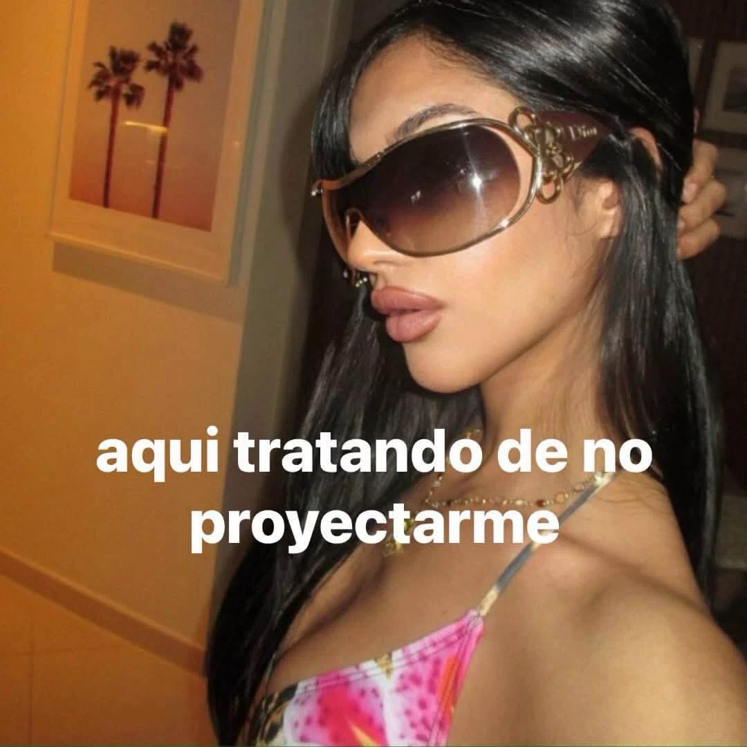 alixtay_'s tweet photo. yo cuando entro a tuiter o tiktok https://t.co/5523dApfIp