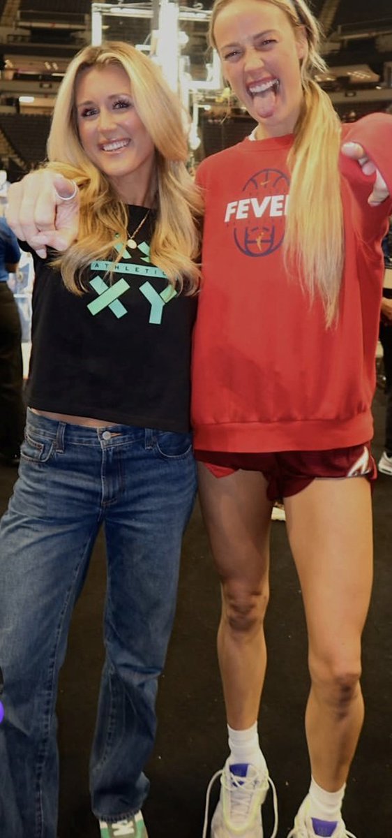 RKODX88's tweet photo. #RileyGaines 
#SophieCunningham are
#AWESOME 
#ProtectWomensSports https://t.co/5IawBiVKp0