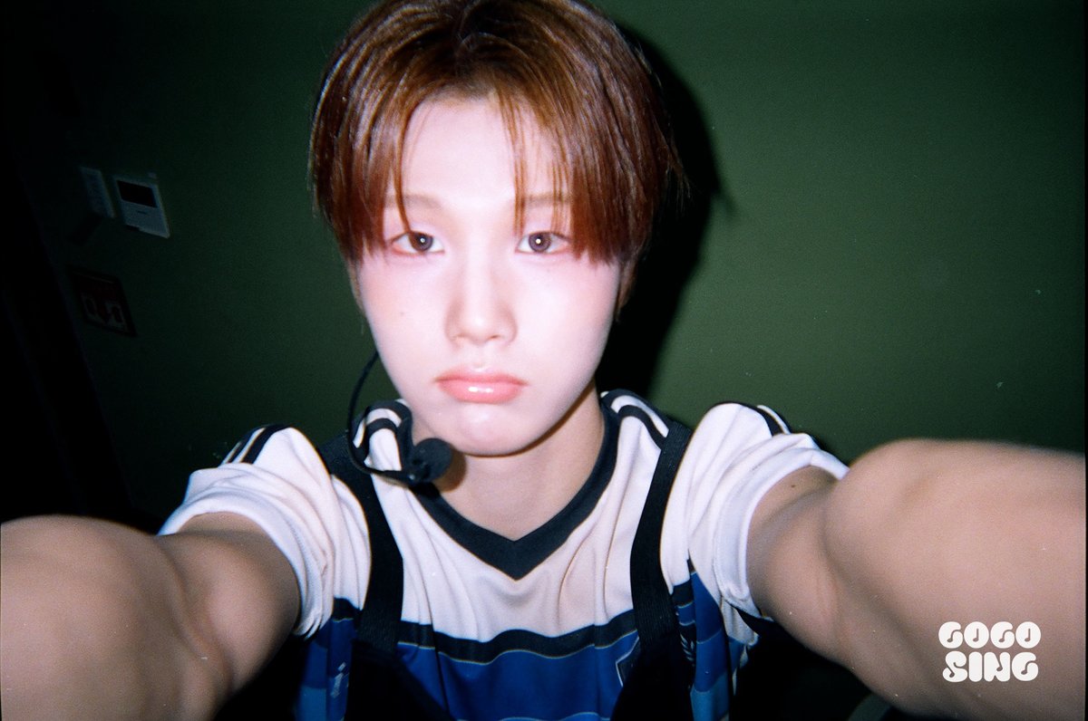 GOGOSING_SLL's tweet photo. [𝙎𝙄𝙉𝙂:𝘾𝘼𝙈📸] #idntt

맘을 따라 𝙇𝙖 𝙇𝙖 𝙇𝙖, 𝙍𝙞𝙙𝙚 ᯓ★
(feat. 덴자님들 손에서 살아남은 필카 사진들..)

🔗 https://t.co/0sTgjoctSc

#아이덴티티 #Kids_Return
#스링라 #StoreLinkLive #고고씽 #GOGOSING
@idntt_cosmo https://t.co/TLU2X4Ubmr