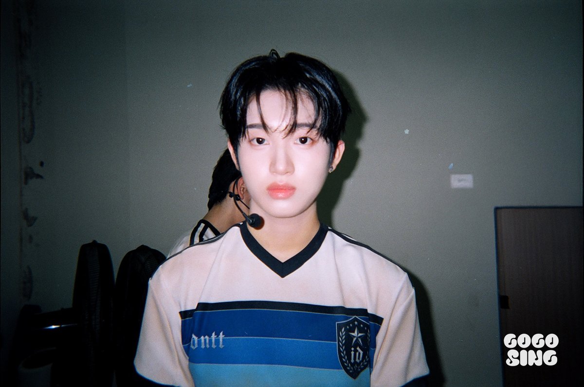 GOGOSING_SLL's tweet photo. [𝙎𝙄𝙉𝙂:𝘾𝘼𝙈📸] #idntt

맘을 따라 𝙇𝙖 𝙇𝙖 𝙇𝙖, 𝙍𝙞𝙙𝙚 ᯓ★
(feat. 덴자님들 손에서 살아남은 필카 사진들..)

🔗 https://t.co/0sTgjoctSc

#아이덴티티 #Kids_Return
#스링라 #StoreLinkLive #고고씽 #GOGOSING
@idntt_cosmo https://t.co/TLU2X4Ubmr