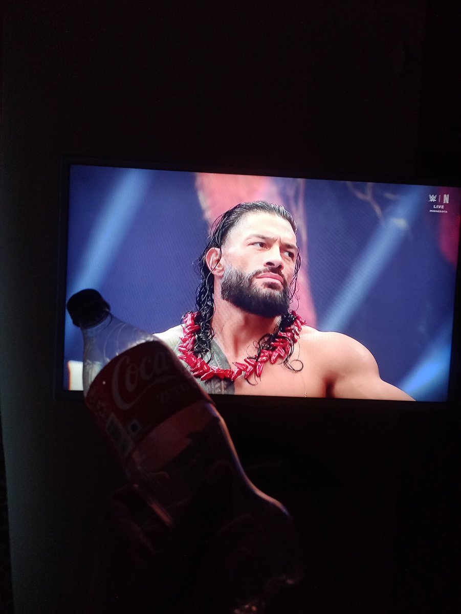 pranavjassal's tweet photo. @CocaCola @CokeZero @WWE #summerslam , Main Event Time after finishing my drink https://t.co/opS7uCZ7jA