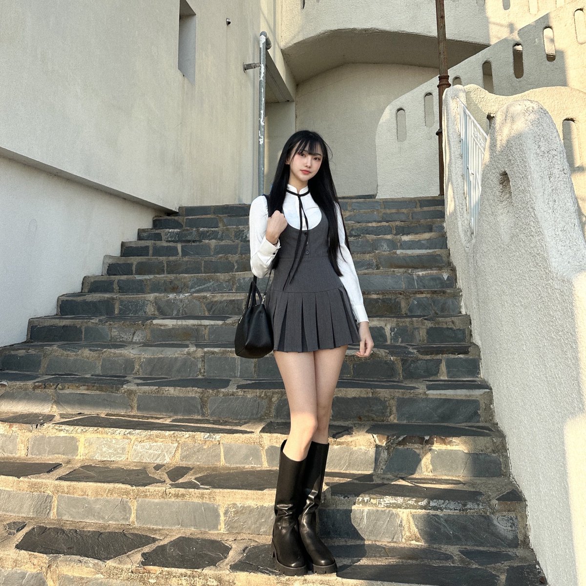 HYBERNAT_'s tweet photo. 플리츠 스커트 슬림 베스트 원피스 - 그레이 

#hybernat #하이버넷 #더블유컨셉 #29cm #무신사 #하고 #지그재그 #여자옷추천 #여름원피스 #원피스코디 문학동네 슈퍼드라이 이번주도 아이언맨 아디오스 스파이더맨 바니의날 주의 시작 https://t.co/bAFTACMDSg