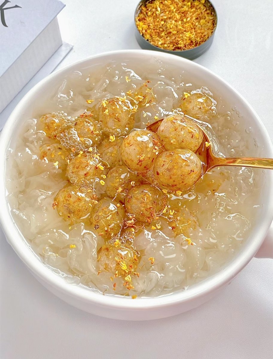 ehzydlffpr's tweet photo. 藏在老巷里的糖水铺！芋圆Q弹到咬响，奶味醇厚到舔碗，今日份甜份超标，冲就对了～ https://t.co/9BaSMYkIsy
