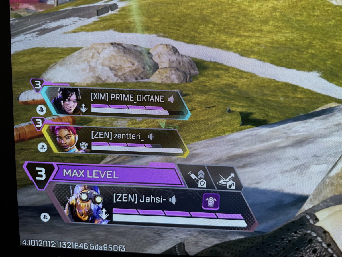 brandonianc's tweet photo. @RSPN_Hideouts &amp; @PlayApex , these 3 were clearly cheating on Playstation. Their clan tag is even ZEN and XIM. All using havoc and R99 with no recoil and snapping. https://t.co/G6WZCIC1iU