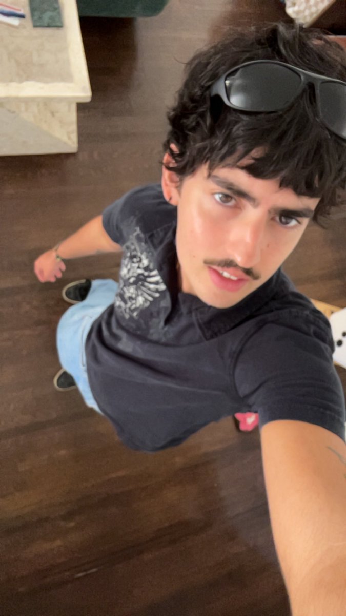dillon tweet media