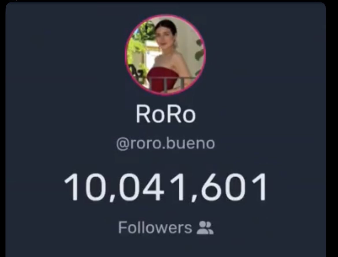 forbreakhouse's tweet photo. el engagement del que habla roro:
*bajó más de 23mil seguidores (solo hoy) en su plataforma principal* https://t.co/dTFCkZOA2d