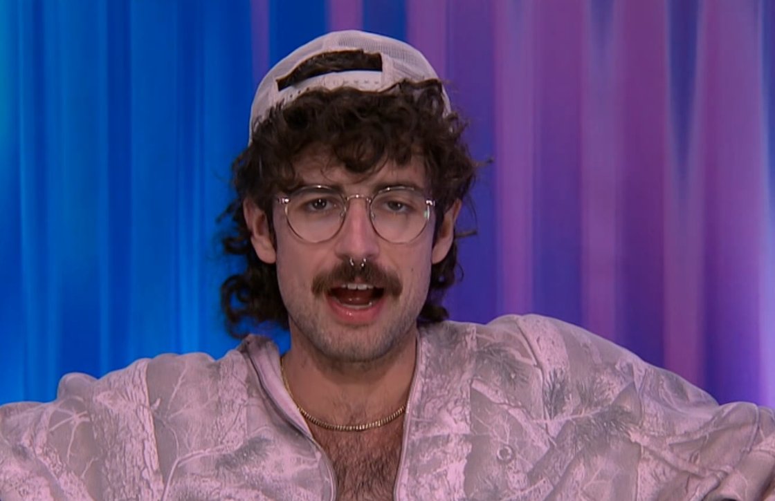 rbbq's tweet photo. Barrett: "I am done with The Toolshed" 

But he's still going to be Dee's lapdog

(who said that?) #BB28 https://t.co/nUl6gRAGAi