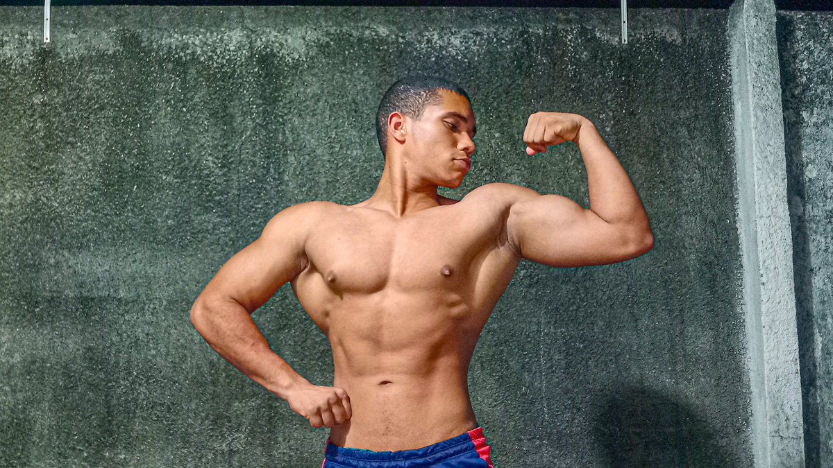 Jnosdaj's tweet photo. Perhaps not the most handsome or strongest, but always the most hardworking. #Powerlifting
#PowerliftingBrasil
#Powerlifter
#StrengthTraining
#StrengthCoach
#PowerliftingCoach
#SBD
#Squat
#BenchPress
#Deadlift
#LiftHeavy
#PINTOSAWARDSㅤㅤ
#Biomechanics https://t.co/uzvEfgPmXP