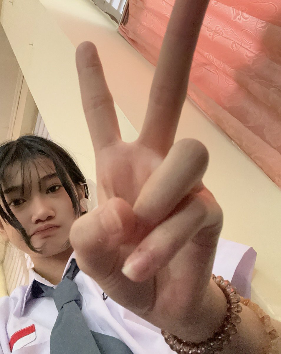 Maira_JKT48's tweet photo. Seninnn pagii #Mairning https://t.co/yqf0BiGDly