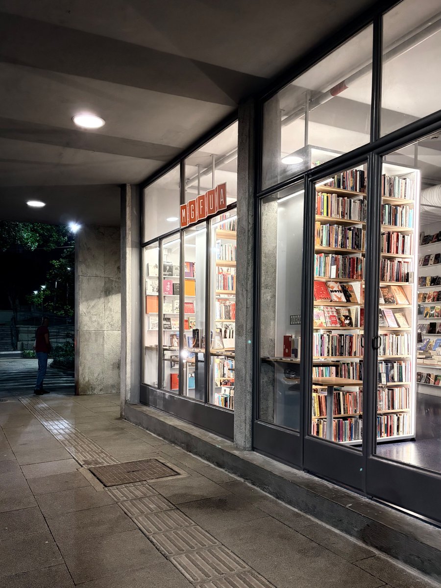 matheuscarvalhx's tweet photo. Teatro Cultura Artística, arquiteto Rino Levi, 1950. https://t.co/zvWrHzHQVo