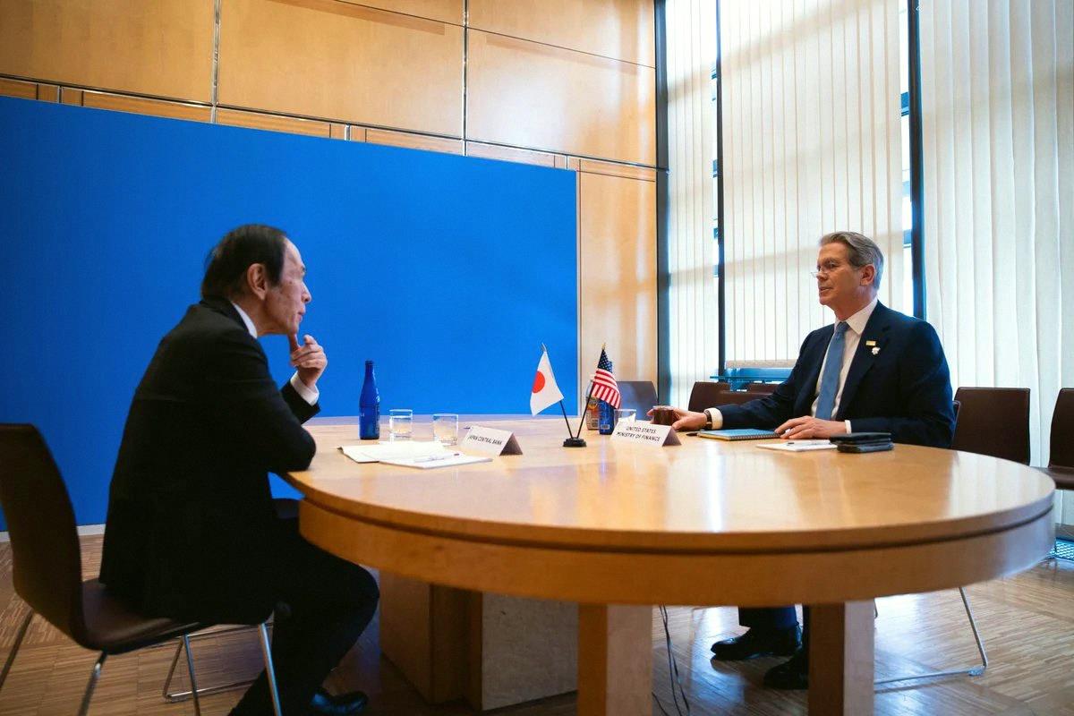 waito_TCG's tweet photo. 速報🇯🇵🇺🇸 スコット・ベッセント氏、米財務省は円に対する介入を再びためらわないと発言。

金曜の介入で円は1ドル=157円台まで上昇。

160円は日銀も米財務省も容認する限界ラインと広く見られている。 https://t.co/ZPWutkc7zh