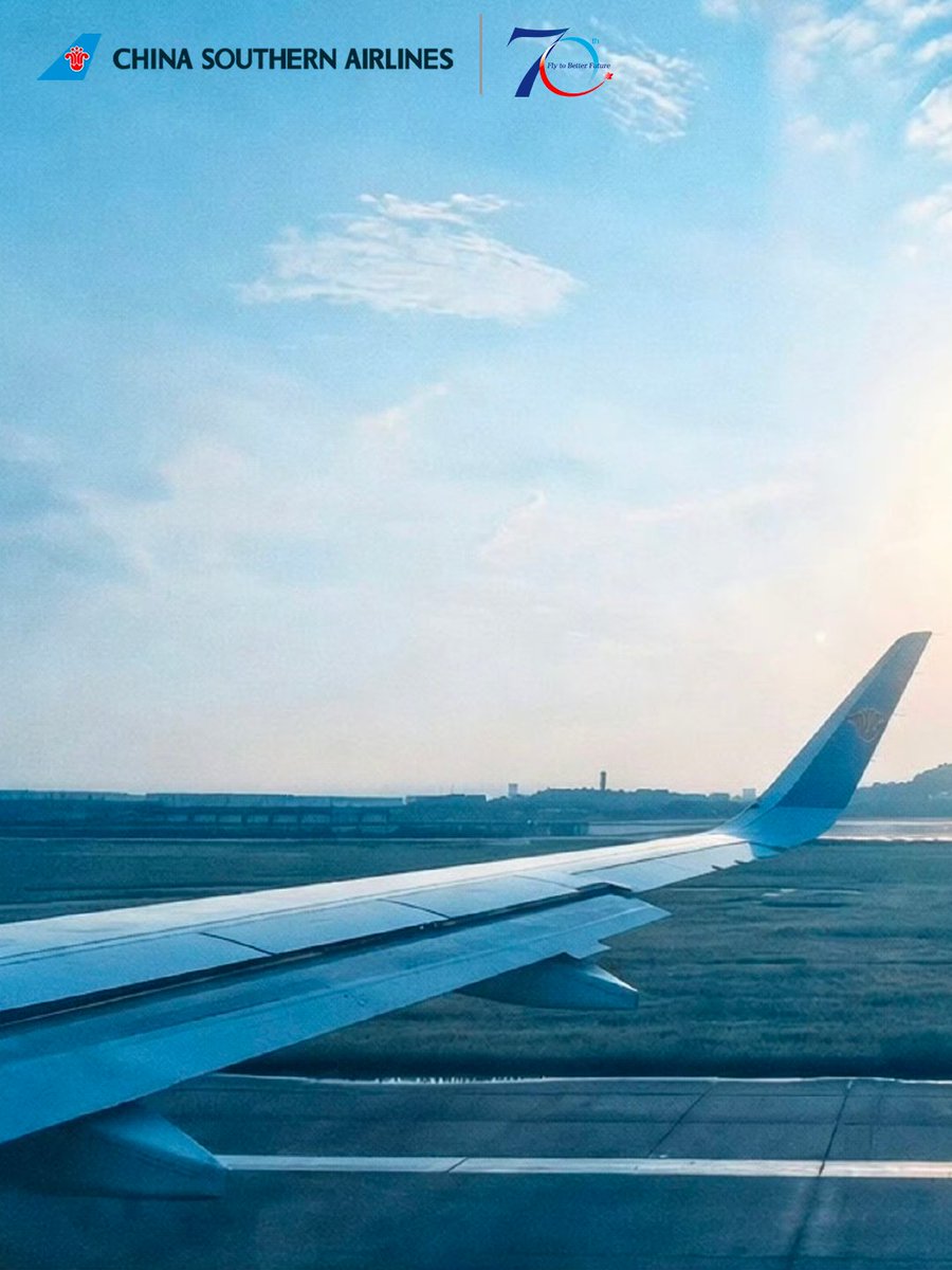 CSAIRGlobal's tweet photo. Good morning! Soar above the clouds with China Southern Airlines toward your destinations. May every journey bring you wonderful moments and endless possibilities.✈️☁️
#CSAir #FlyWithCSAir https://t.co/7vf5KBzCd1