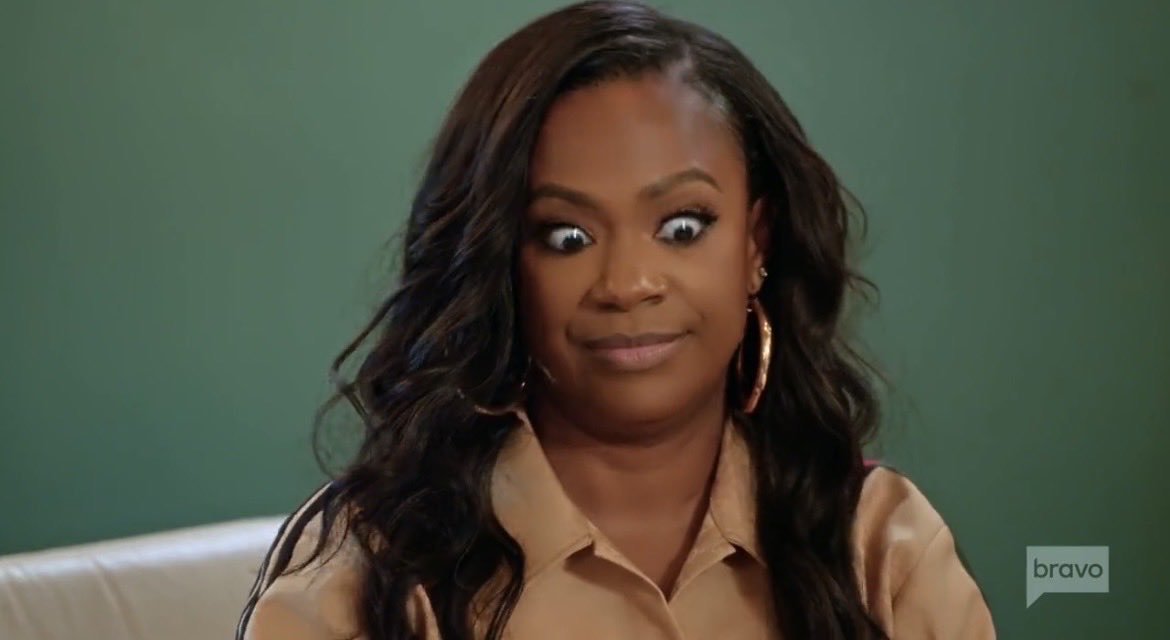 VeilOfSecretz's tweet photo. This singing… #RHOA https://t.co/s76fE55Zun