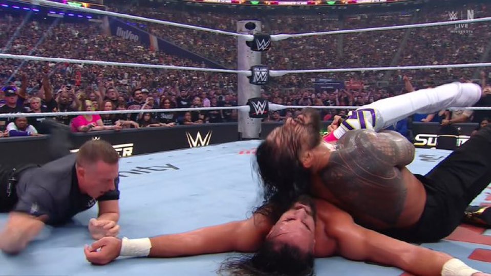 Navtreaks's tweet photo. We simply just do this 

ROMAN VS SETH

⭐️⭐️⭐️⭐️⭐️
#SummerSlam https://t.co/kchIwiL63U