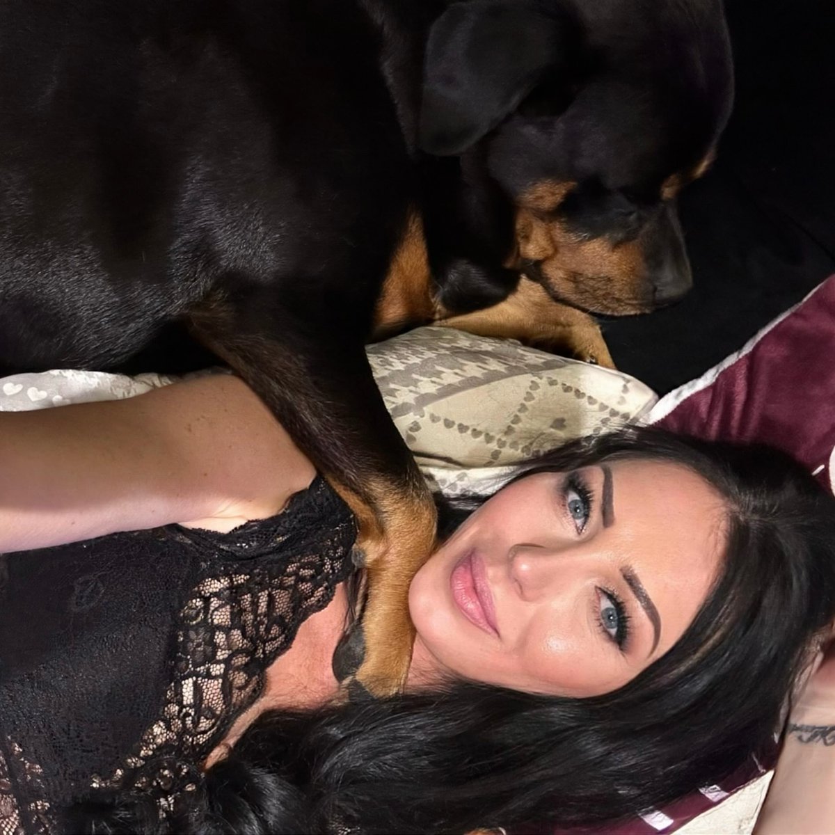 knotty_abby's tweet photo. Spill your darkest, dirtiest thoughts🐾🍆🍑 I’ll use them to break open your fantasies🍑💦 https://t.co/uHHRa1idC7

#USA #Canada #Germany #knottygirls #kinky #doglovers https://t.co/3CL18xgX0V