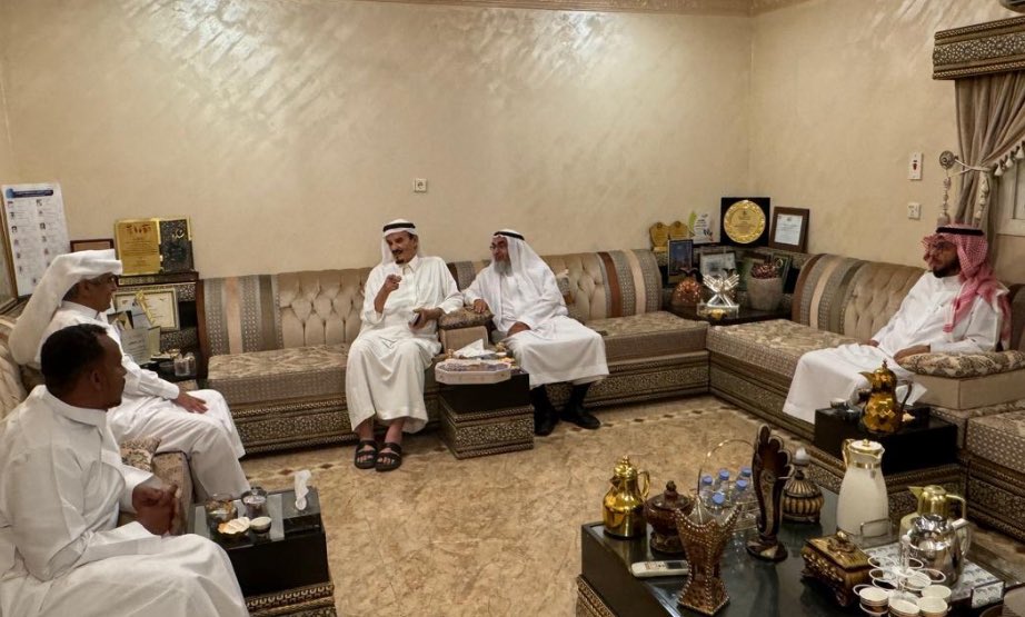 alialattass's tweet photo. #الوفاء من طبع الأوفياء
شكرا لكم أيها الأوفياء النبلاء https://t.co/mLD1aHf27v