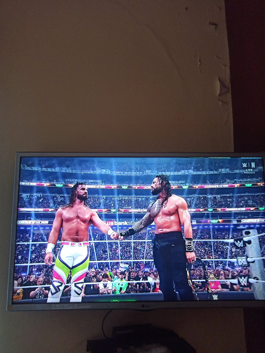 pranavjassal's tweet photo. Oh what an emotion Wow , That's Cinema , The Final Chapter, The book has been Closed 
#SummerSlam https://t.co/VuH0ymEkhL