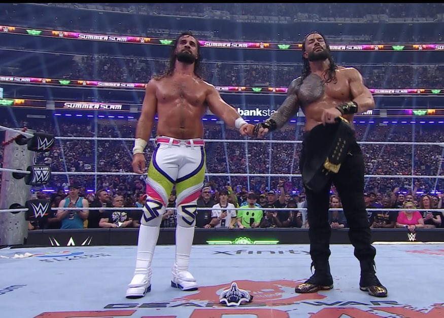 FadeAwayMedia's tweet photo. “FORVER” 

SETH ROLLINS AND ROMAN REIGNS REUNITED IN THE MIDDLE OF THE RING

WHAT A BEAUTIFUL MOMENT 

#SummerSlam https://t.co/8msZSXpcKe