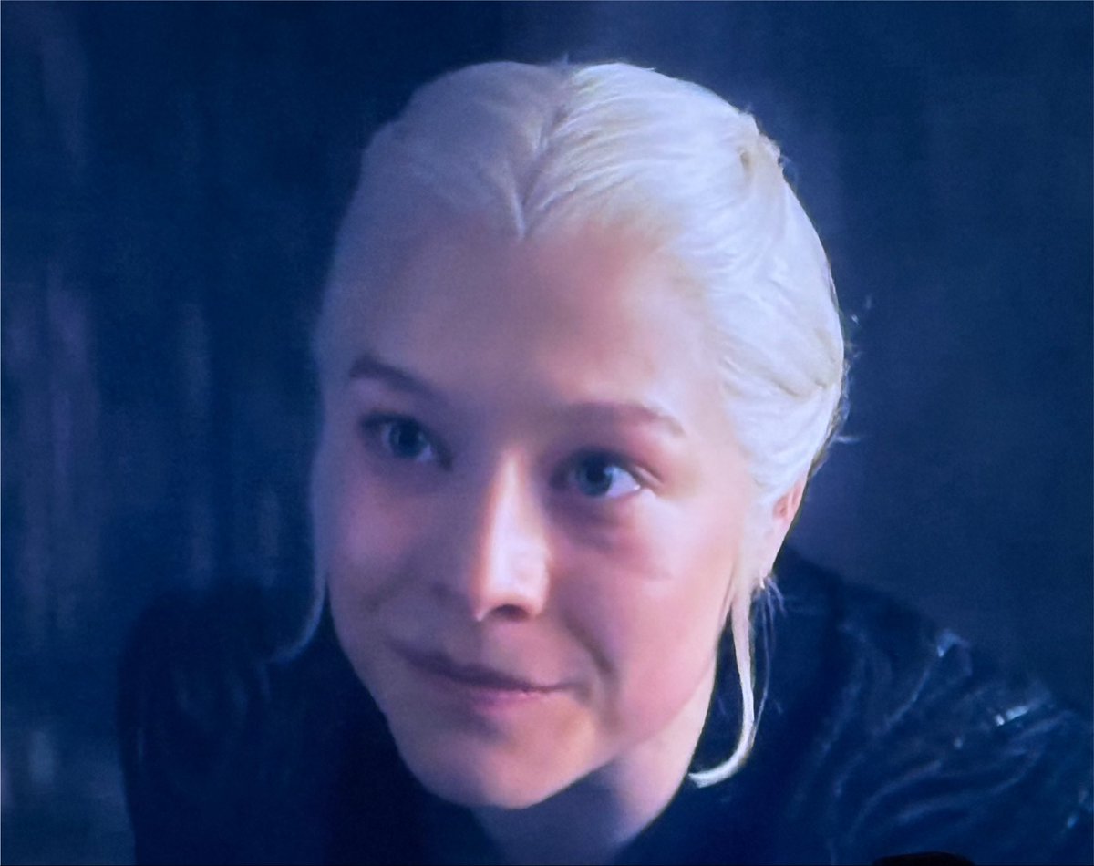 VictoriaVerite's tweet photo. Rhaenyra leave sweet baby H alone #demdragons #hotd https://t.co/hbdFlUTQcT