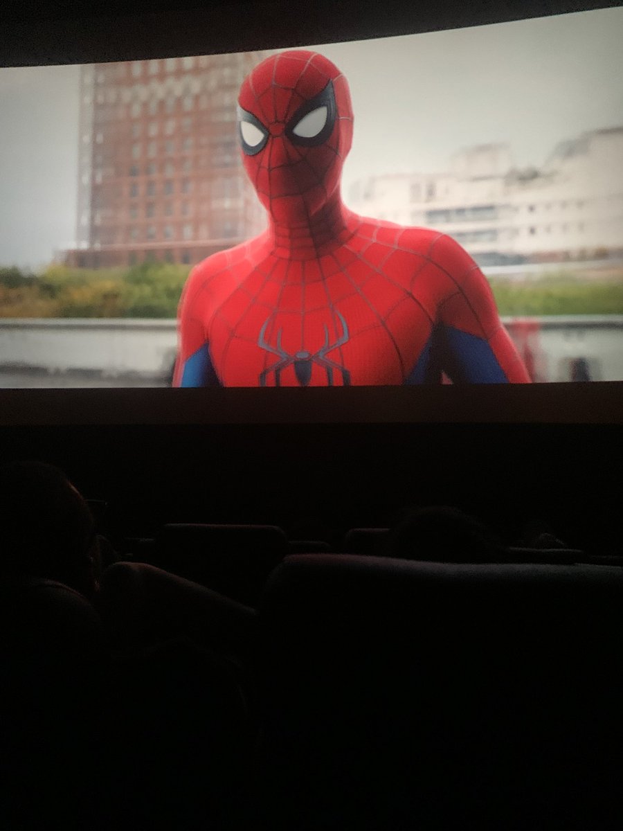 jktearr's tweet photo. que filme do caralho https://t.co/sg2ni22BKe