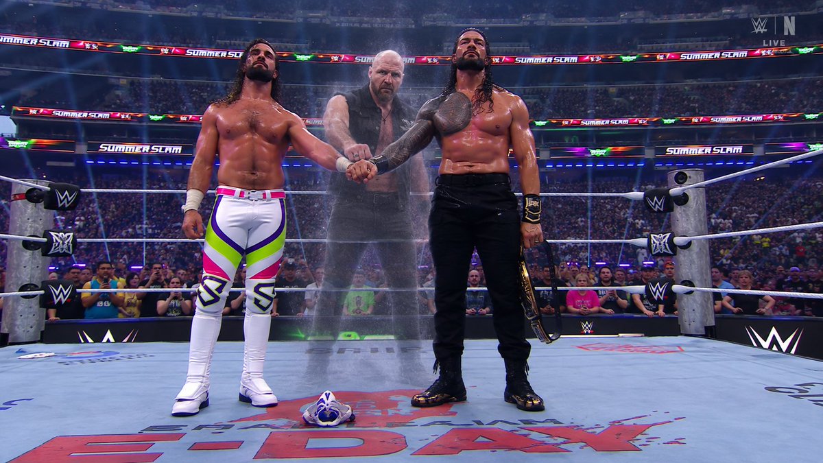 AcervoWrestling's tweet photo. Ele estava lá em espírito!

#SummerSlam https://t.co/XDpP3UZmTT
