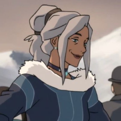 firslordzuko's tweet photo. let’s have matching ponytail and earring with uncle https://t.co/KhcZEnTMby