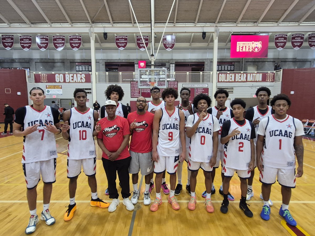 BrysonJatta1's tweet photo. Team East (93) beats Team West (87) in the @ucallamerican classic game (2028) https://t.co/thtMzCSKb7