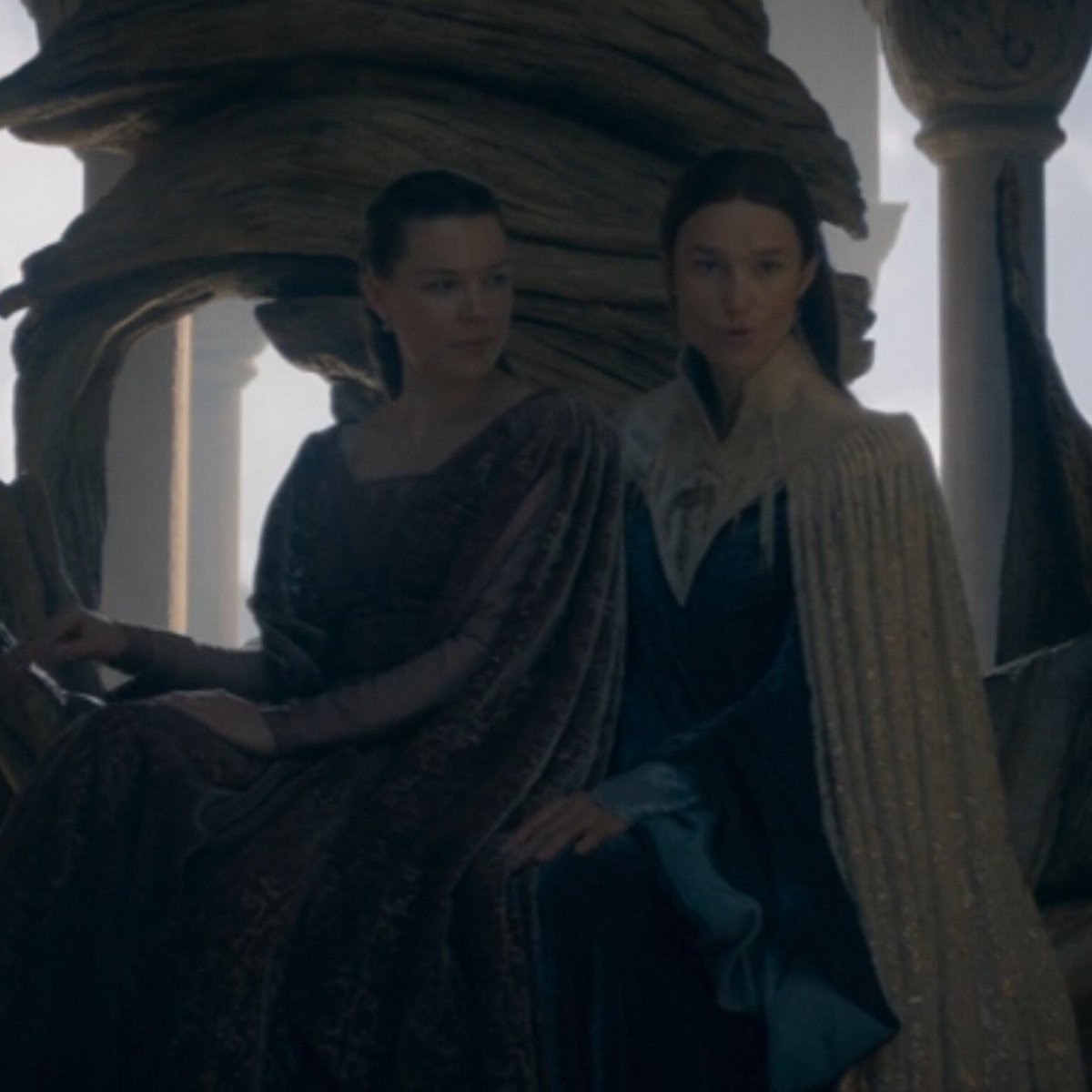 bestoftheblacks's tweet photo. Lady Jeyne Arryn and her lover Lady Jessamyn Redfort.

Jeyne will never marry nor have children and remain with Jessamyn until her death #HouseoftheDragon https://t.co/P4hM24asyP