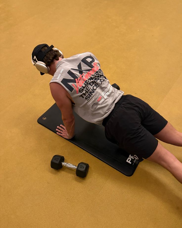 Dea_rMindset's tweet photo. Stop dreaming about it. Train for it. https://t.co/YTxl1wymam