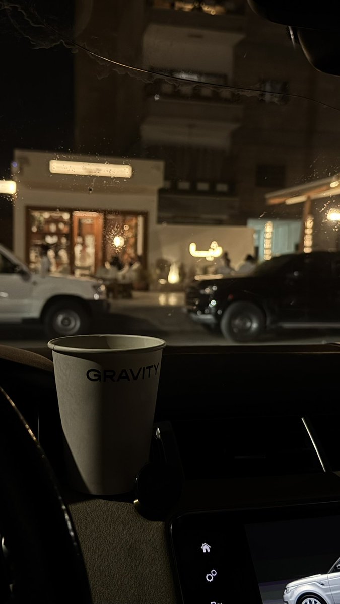 cv3jmi's tweet photo. بس من باب التواصل ليا جالك مجال
مرّ قلــبي وأخذ لك فيه — فنجال قهوه https://t.co/9eFxvroXp3