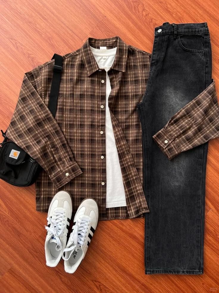 TheModernLegacy's tweet photo. Outfit combos for whole week. https://t.co/ZkPbd9ADAA