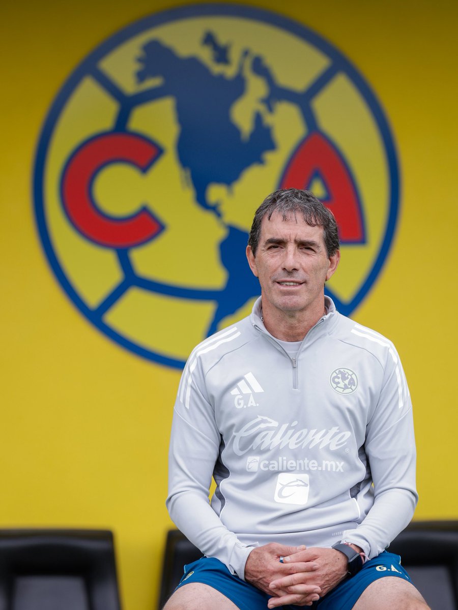 tudimebeto's tweet photo. Mi admiración total para Guillermo Almada que está haciendo un gran trabajo en el América, con poco presupuesto, con lesionados y potenciando las fuerzas básicas.

Se extraña a André Jardine, pero tenemos otro director técnico de primer nivel. https://t.co/P9aBJ9ESCC