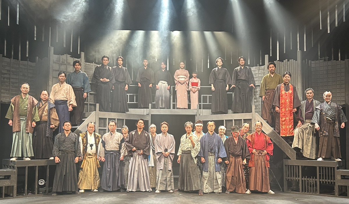 faankenji's tweet photo. 『時が来た』
東京、名古屋公演無事に
千穐楽を迎えることができました✨️

ご来場いただいたお客様
そしてたくさんのご支援
ありがとうございました⚔️

#時が来た https://t.co/B8THeSEe8Z