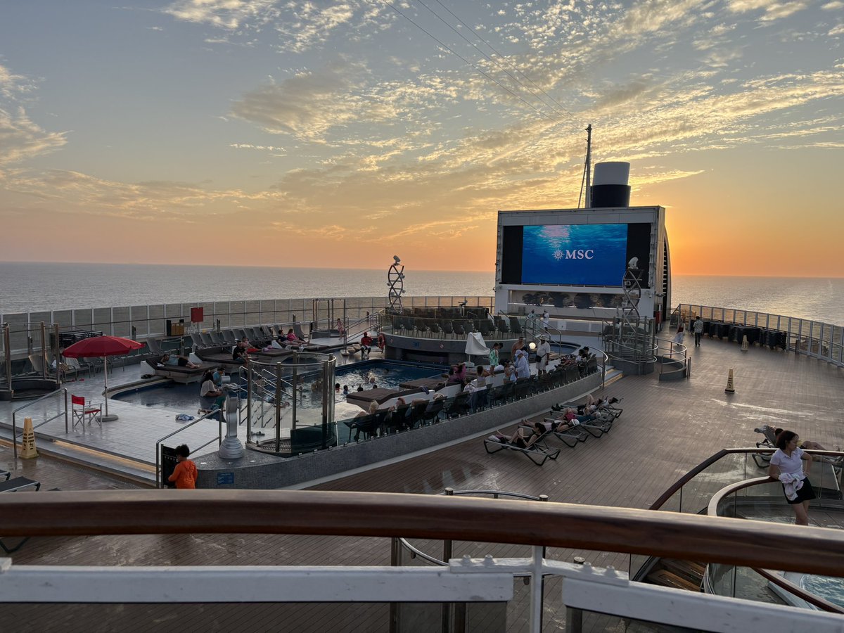 lclsportsluvver's tweet photo. Loading… LOADED! 🥰🛳️🌅 #LetsHoliday #MSCCruise https://t.co/rwjPXPvHJe
