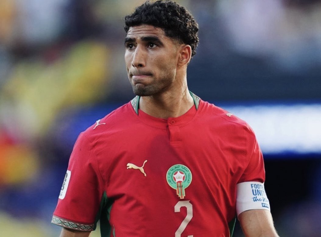 DrgKyra's tweet photo. Par ailleurs, Achraf #Hakimi , capitaine de l'équipe nationale marocaine, est actuellement jugé en France pour viol. 

Il est accusé d'avoir violé une Française de 24 ans à Paris et risque jusqu'à 15 ans de prison.

🇺🇸Rejoignez-nous👉 @SGTnewsNetwork https://t.co/2r7cgCINel