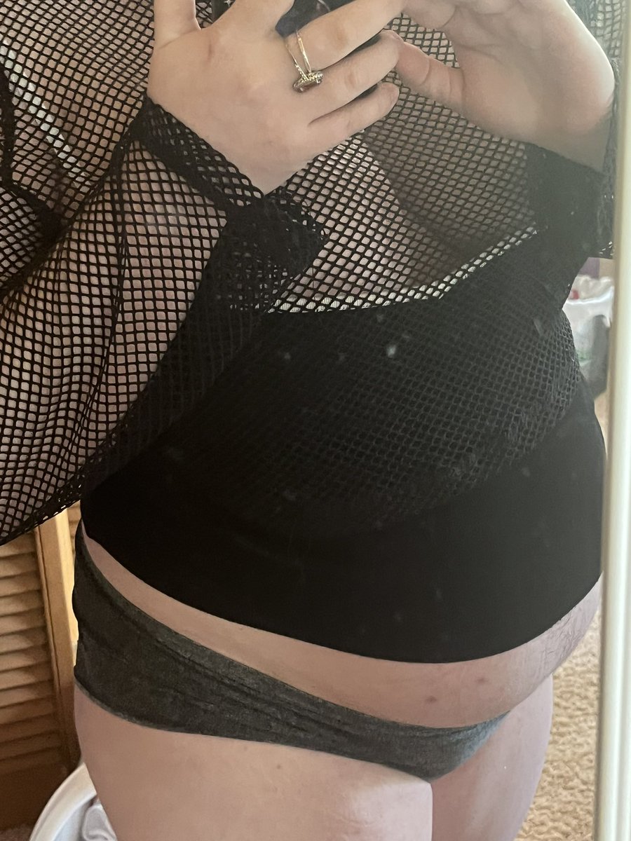 KisserSlut's tweet photo. #chubby #nsfwtwt #trans https://t.co/mmyzT7b0Tu