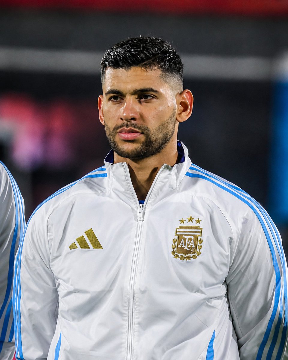 nerazzurriSoci_'s tweet photo. 🚨 BREAKING: Inter and Tottenham have agreed on a fee for Romero! ⚫️🔵🇦🇷

​The package is around €40M + bonuses. with salary set at €6M + bonuses.

​Inter must now decide whether and when to proceed.

Sales of Pavard or others are key to unlocking the move.

​— @FabrizioRomano https://t.co/WYBdiHbfCr