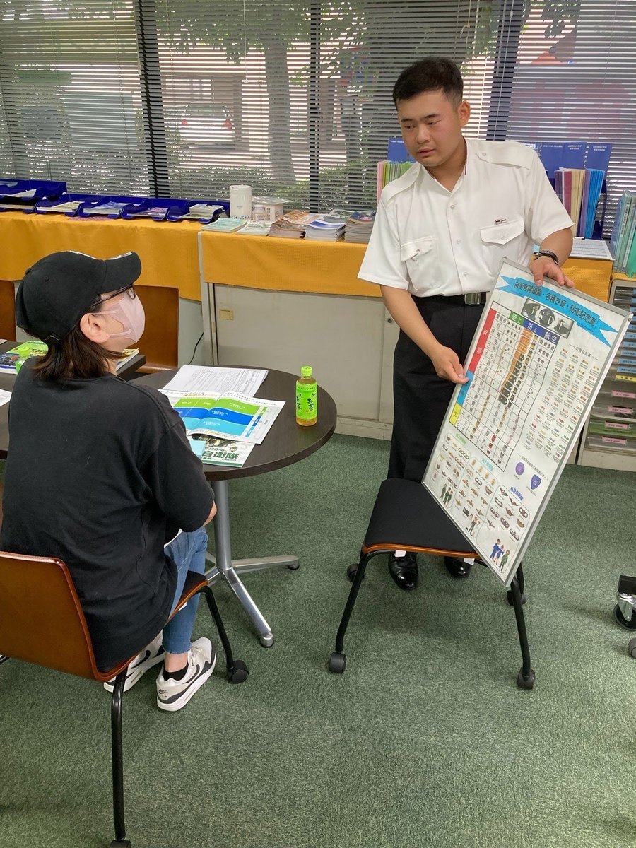 pcokanayama's tweet photo. 【陸上自衛隊高等工科学校制度説明】
「制服がステキ！」
「イメージアップできました（^^♪」

#高工校　
#金山所
#自衛官募集 https://t.co/0tuMyj0NKl