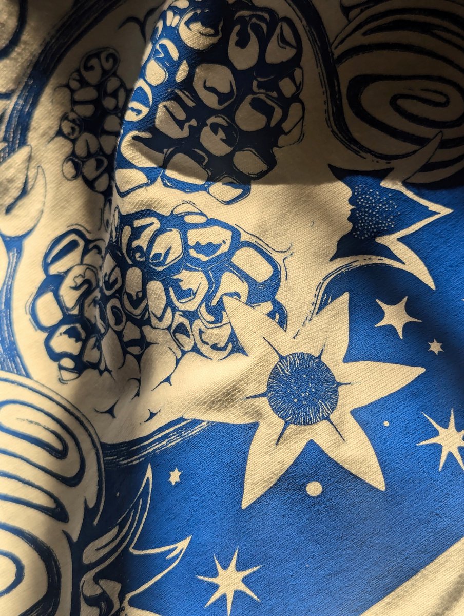 HydeAngelus's tweet photo. Printed my pomegranates.. really happy with the color. https://t.co/2kftMd8157