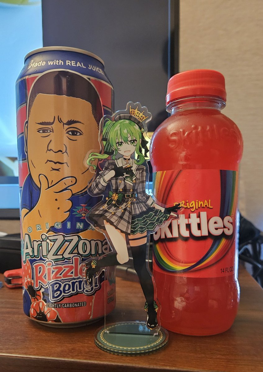 spaghettisan's tweet photo. Crazy finds at a random gas station ngl https://t.co/vSsG2USyTu