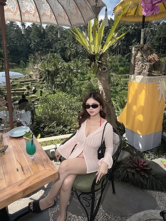 UnsBeijos's tweet photo. Morning beb ready area bali 🤎

#availbali #bobali #expobali https://t.co/1i6fD0YV3E