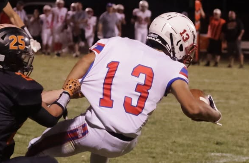 JavierJMorales's tweet photo. High school football in Southern Arizona starts in less than three weeks with the 1A, 2A and 3A schools playing. Here's a look at the Southern Arizona returning all-region 1A football players, including San Manuel senior standout Daniel Najera.

Post - https://t.co/IFpkBzJD0t 
---