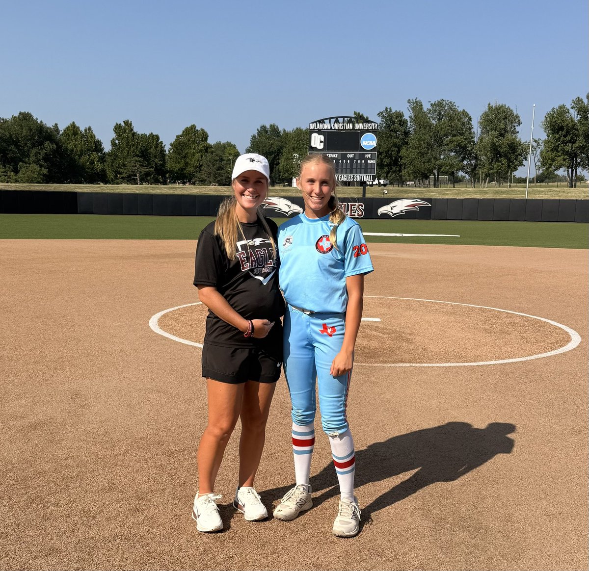 Khywebber's tweet photo. Had a great time at @OCeaglesSB camp today! Great to see yβall again @ShaleeRodriguez @BayMcKittrick thanks for hosting a fun camp and grateful for the feedback. Until next time βοΈ
#pitching #softballstrong #workhardstayhumble #noexcusesjustresults
@CoastRecruitsSB @FastpitchAthRec @ExtraInningSB @TGETalent @tagupSoftball @SBRRetweets @TopPreps @fivestarphenom @GMsportsmedia1 @d1fastpitch1 @EastonFastpitch @NCSA_Softball
@LegacyLegendsS1 @SoftballDown
@NCAASoftball @scan1ansports @fivestarphenom @bcpremier_steel @joycewellhoefer
