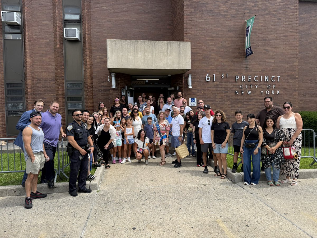 NYPD61Pct's tweet photo. We were fortunate to have a beautiful, sunny day to celebrate Officer Colandrea’s walkout ceremony. Thank you for your years of dedicated service and commitment to our community. Wishing you a happy, healthy, and well-deserved retirement. Congratulations! https://t.co/lP3vBREfcq